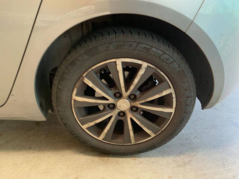 Peugeot 308 1.6 Blue-HDi Allure 2016 – снимка 5