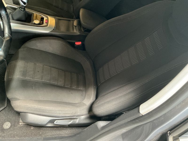 Peugeot 308 1.6 Blue-HDi Allure 2016 – снимка 26
