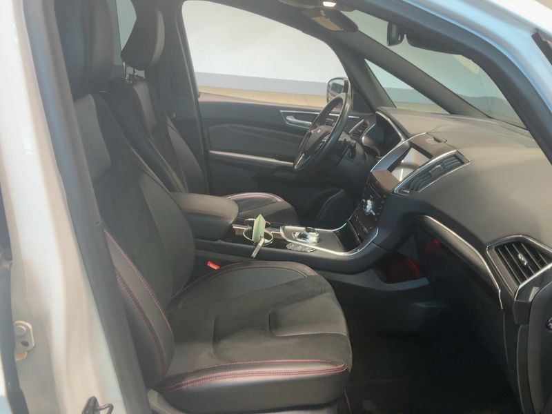 Ford S-Max 2.0 TDCi EcoBlue Bi-Turbo ST-Line 2018 – снимка 17