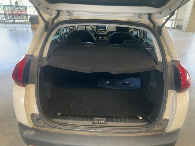 Peugeot 2008 1.6 Blue-HDi Style 2017 – снимка 10
