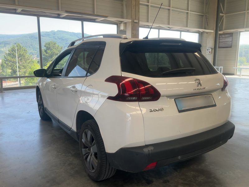 Peugeot 2008 1.6 Blue-HDi Style 2017 – снимка на щета