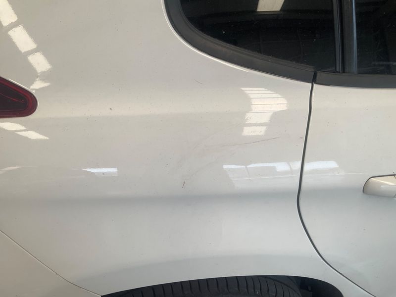 Peugeot 2008 1.6 Blue-HDi Style 2017 – снимка на щета