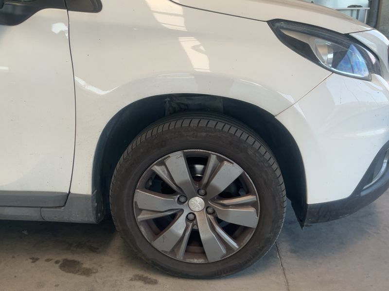 Peugeot 2008 1.6 Blue-HDi Style 2017 – снимка 20
