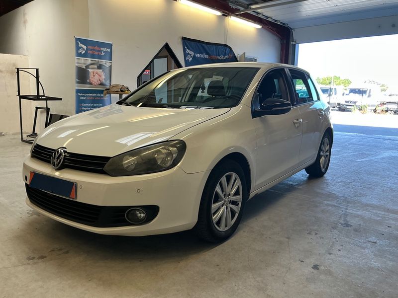 Volkswagen Golf VI 1.6 TDI Style BlueMotion Tech 2012 – снимка 1