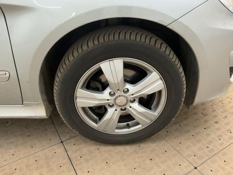 Mercedes-Benz B-Klasse B 200 2009 – снимка 11