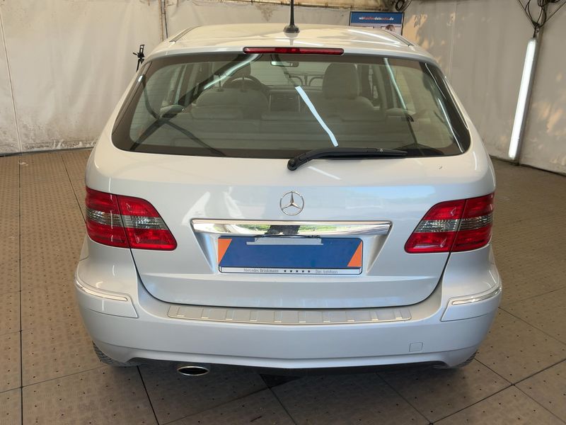 Mercedes-Benz B-Klasse B 200 2009 – снимка 7