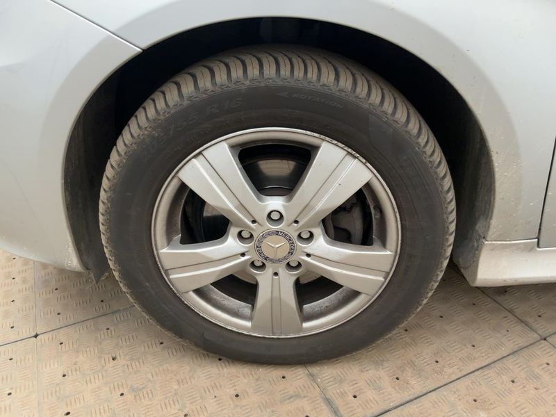 Mercedes-Benz B-Klasse B 200 2009 – снимка 3