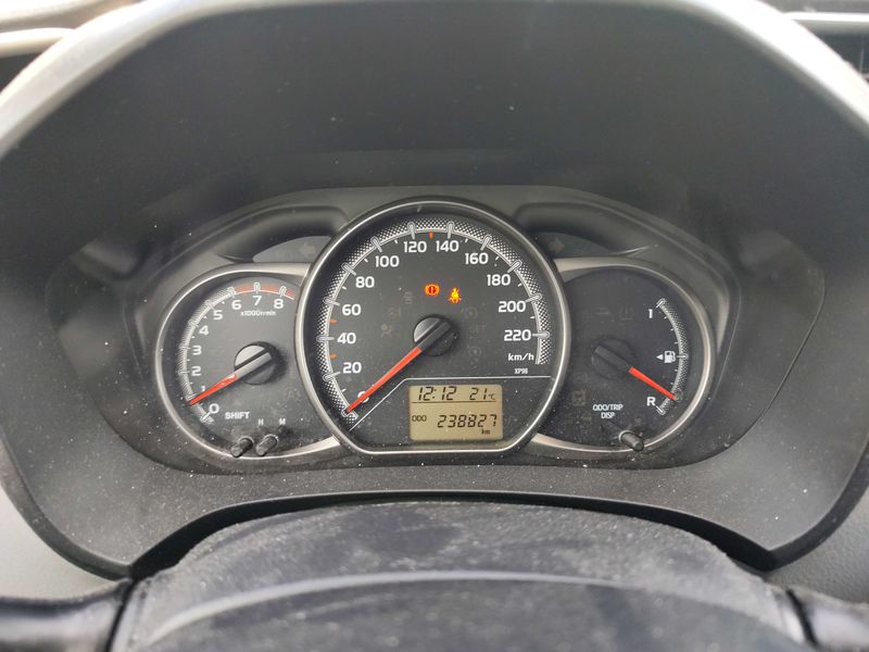 Toyota Yaris 1.33 Dual VVT-i Active 2015 – снимка 12