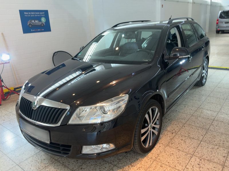 Skoda Octavia 2.0 TDI Elegance 2012 – снимка 1