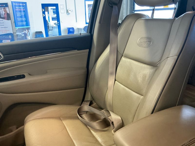Jeep Grand Cherokee 3.0 CRD Overland 2015 – снимка 27