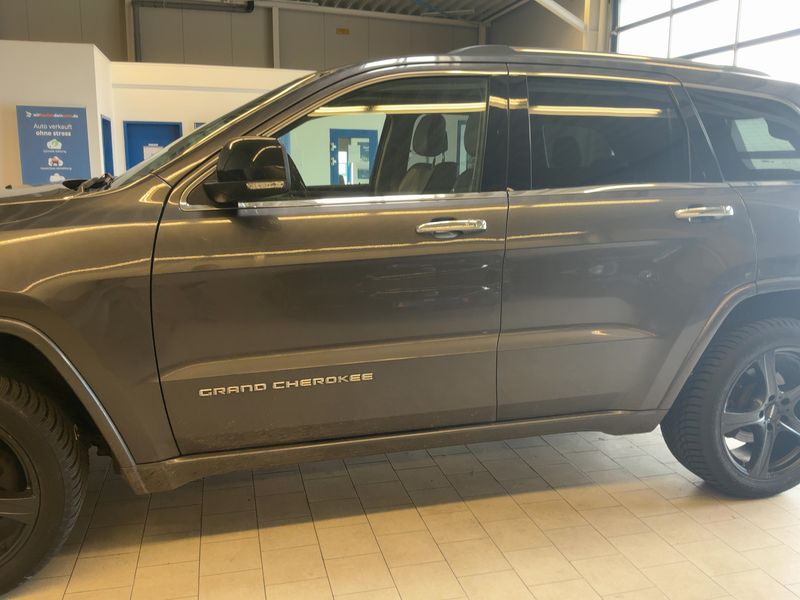 Jeep Grand Cherokee 3.0 CRD Overland 2015 – снимка 4