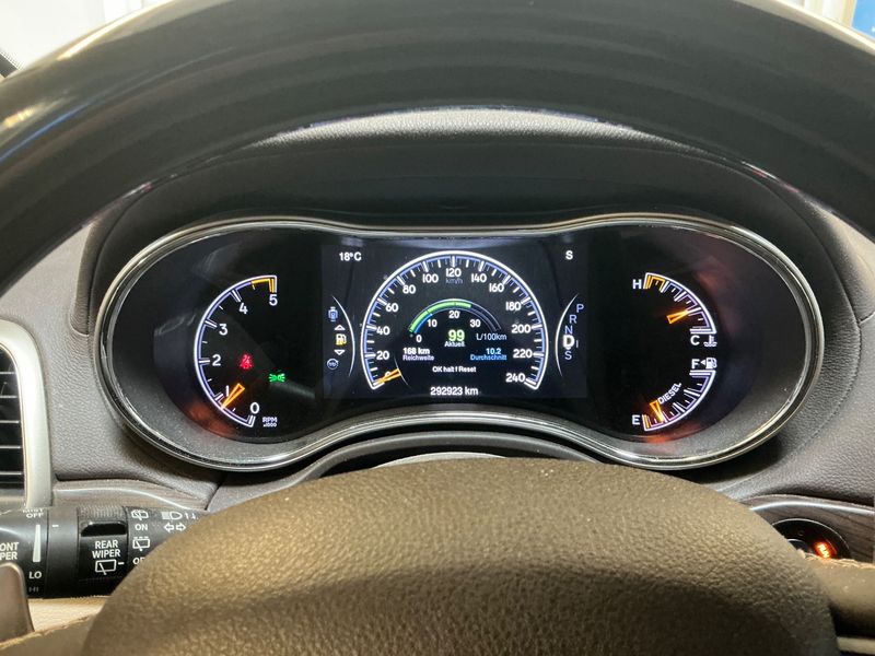 Jeep Grand Cherokee 3.0 CRD Overland 2015 – снимка 18
