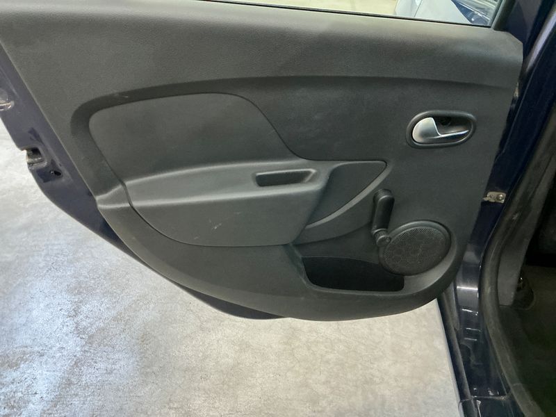 Dacia Sandero 0.9 TCe Comfort 2018 – снимка 27