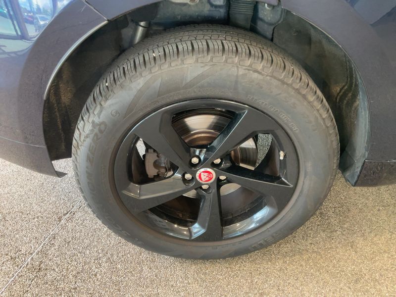Jaguar F-Pace 20d R-Sport AWD 2018 – снимка 9