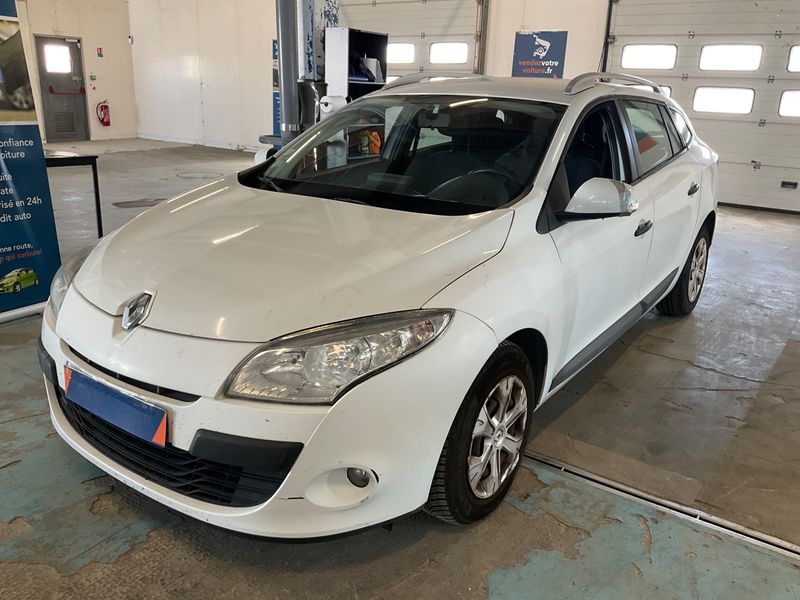 Renault Megane 1.5 dCi Authentique 2011 – снимка 1