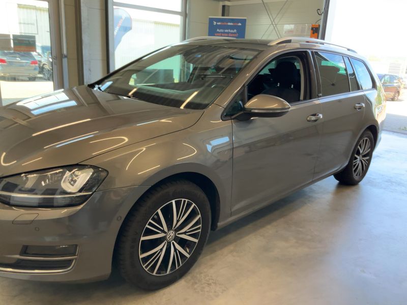 Volkswagen Golf VII 2.0 TDI Allstar BlueMotion Tech 2016 – снимка 2