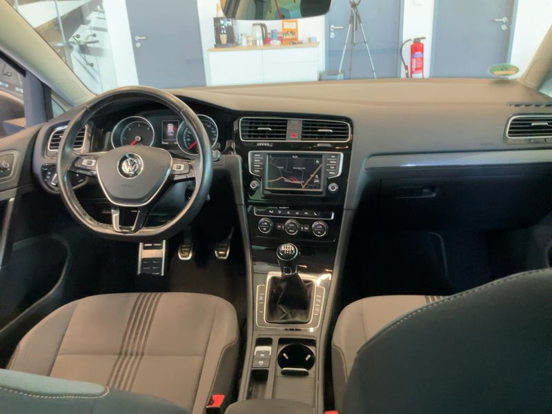 Volkswagen Golf VII 2.0 TDI Allstar BlueMotion Tech 2016 – снимка 18