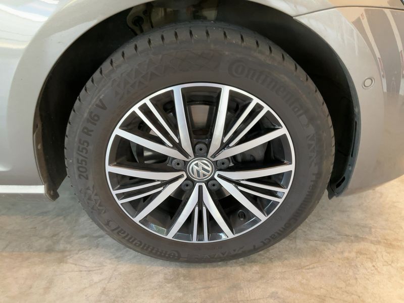 Volkswagen Golf VII 2.0 TDI Allstar BlueMotion Tech 2016 – снимка 11