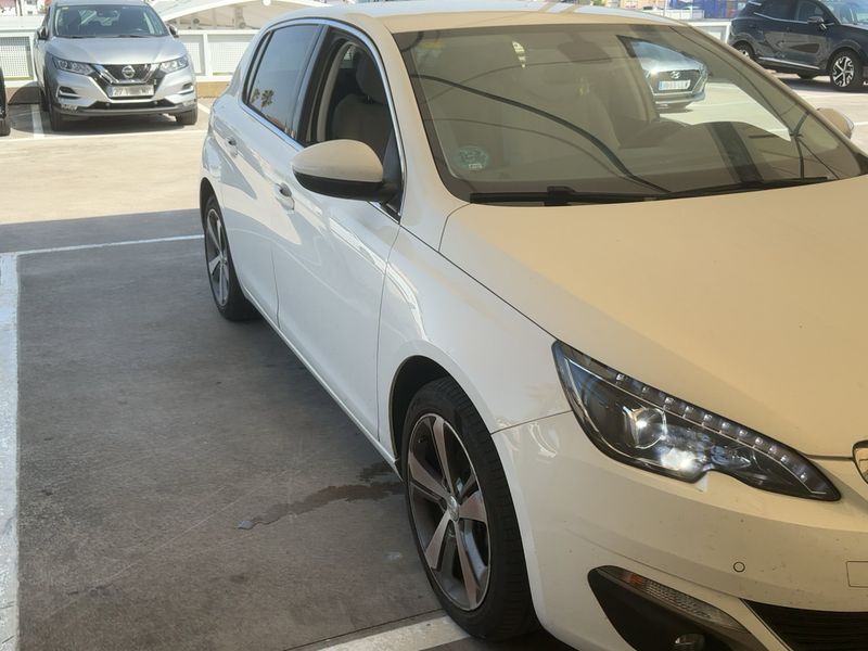 Peugeot 308 1.6 Blue-HDi Allure 2016 – снимка 12