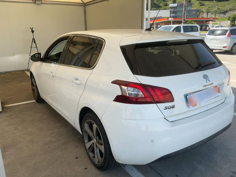 Peugeot 308 1.6 Blue-HDi Allure 2016 – снимка 6
