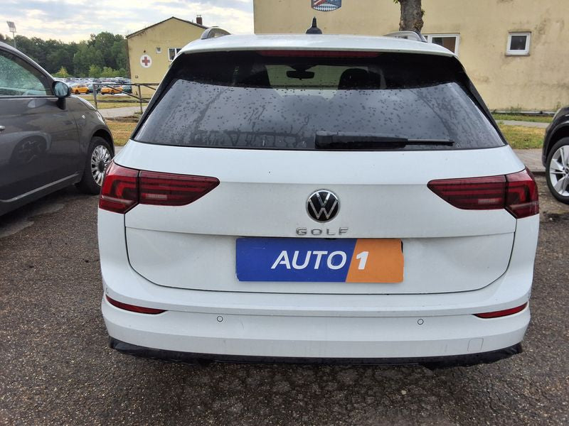Volkswagen Golf VIII 1.5 TSI R-Line 2025 – снимка 4