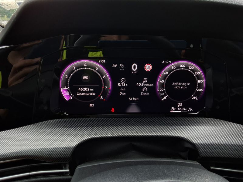 Volkswagen Golf VIII 1.5 TSI R-Line 2025 – снимка 12