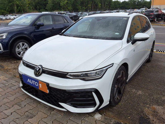 Volkswagen Golf VIII 1.5 TSI R-Line 2025 – снимка 1