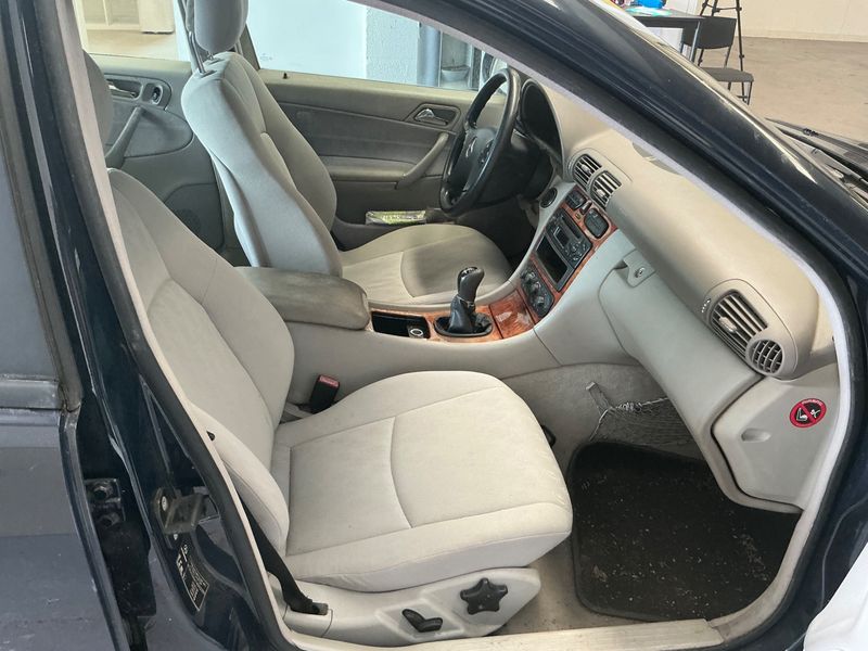 Mercedes-Benz C-Klasse C 220 CDI Classic 2000 – снимка 3