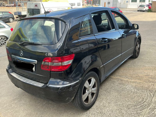 Mercedes-Benz B-Klasse B 180 CDI 2010 – снимка 2