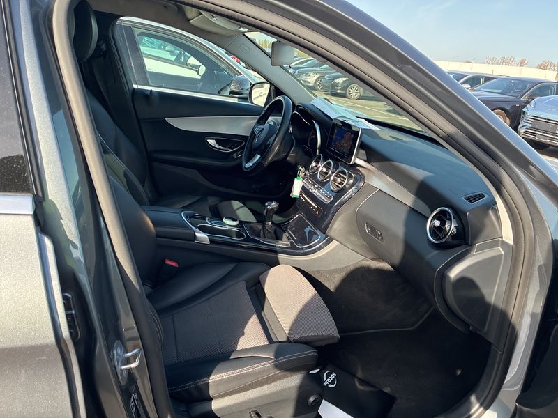 Mercedes-Benz C-Klasse C 200 d T BlueTEC Avantgarde 2018 – снимка 10