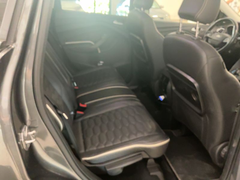 Ford Kuga 2.0 TDCi Vignale 2018 – снимка 19