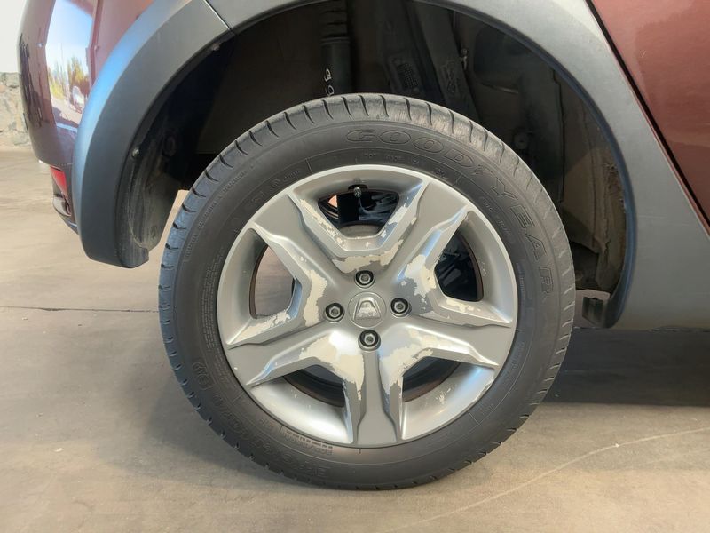 Dacia Sandero 0.9 TCe Stepway Prestige 2017 – снимка 9