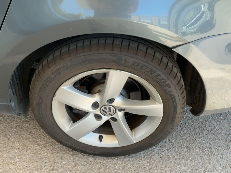 Volkswagen Passat 1.6 TDI Edition BlueMotion Tech 2013 – снимка 5