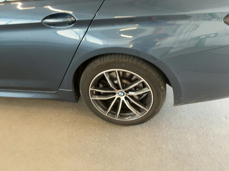 BMW 5er 530e xDrive M Sport 2022 – снимка 5