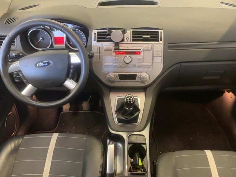 Ford Kuga 2.0 TDCi Titanium 2011 – снимка 17