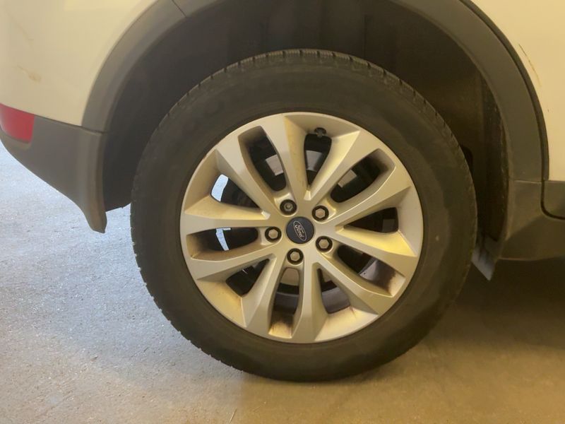 Ford Kuga 2.0 TDCi Titanium 2011 – снимка 9