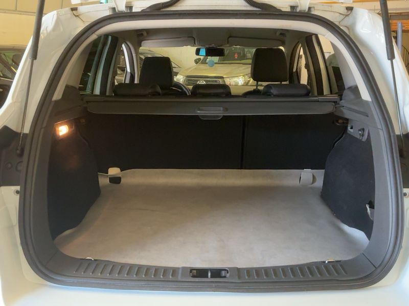 Ford Kuga 2.0 TDCi Titanium 2011 – снимка 15