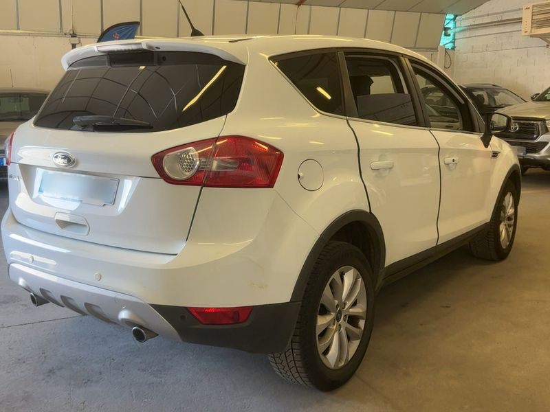 Ford Kuga 2.0 TDCi Titanium 2011 – снимка 8