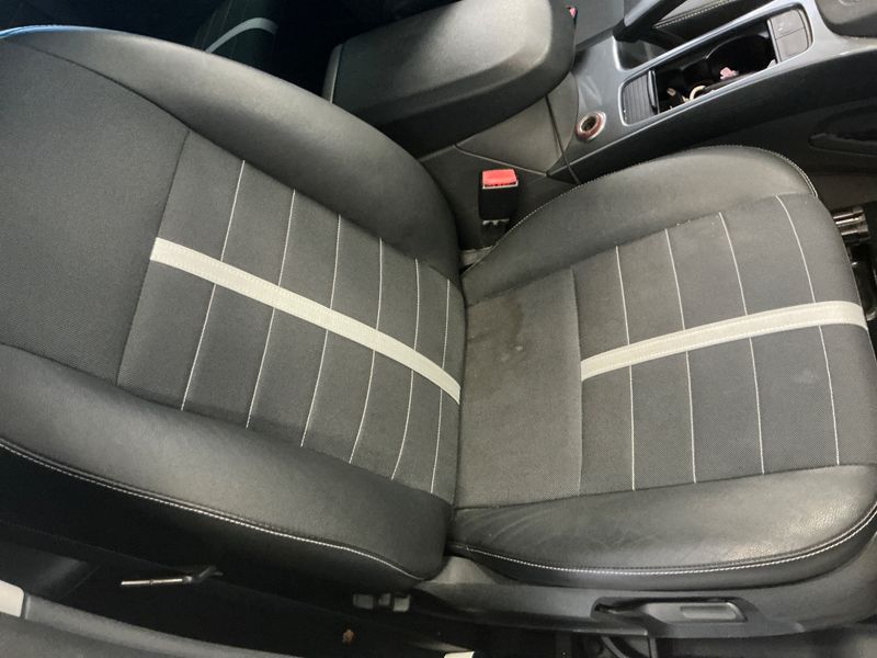 Ford Kuga 2.0 TDCi Titanium 2011 – снимка 30