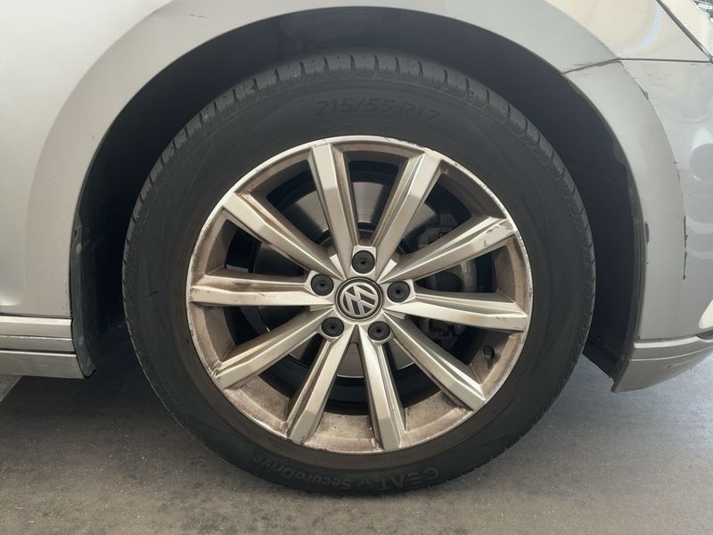 Volkswagen Passat 2.0 TDI Advance BlueMotion Tech 2018 – снимка на щета