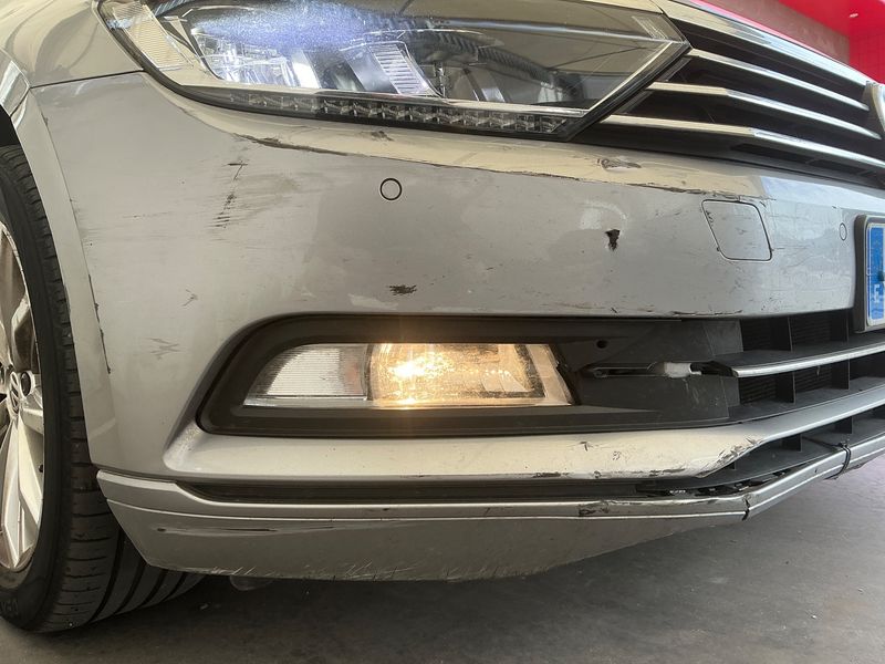 Volkswagen Passat 2.0 TDI Advance BlueMotion Tech 2018 – снимка на щета