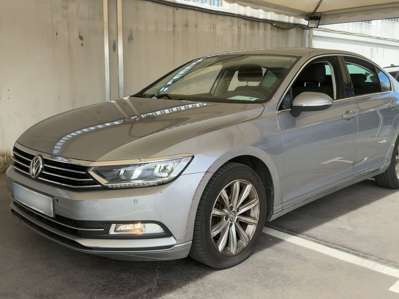 Volkswagen Passat 2.0 TDI Advance BlueMotion Tech 2018 – снимка 1