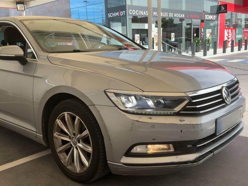 Volkswagen Passat 2.0 TDI Advance BlueMotion Tech 2018 – снимка на щета