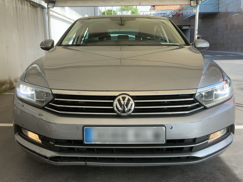 Volkswagen Passat 2.0 TDI Advance BlueMotion Tech 2018 – снимка на щета