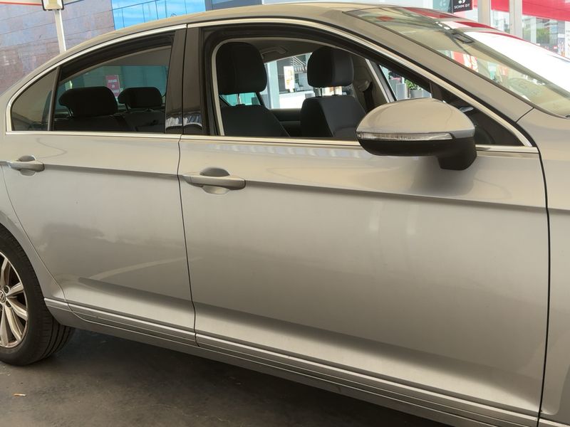 Volkswagen Passat 2.0 TDI Advance BlueMotion Tech 2018 – снимка на щета