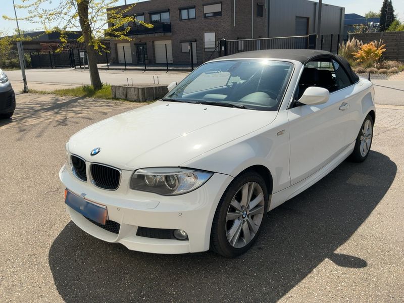 BMW 1er 123d 2012 – снимка 1