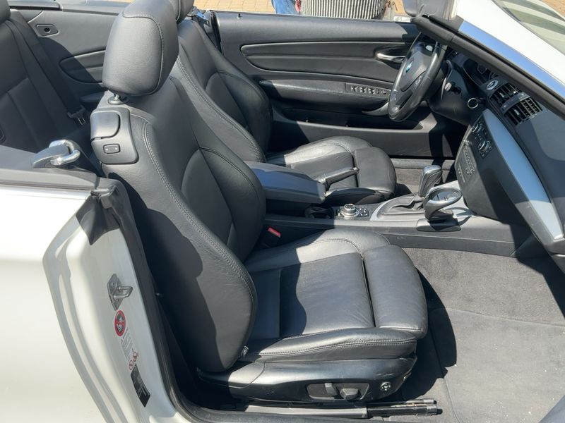 BMW 1er 123d 2012 – снимка 17
