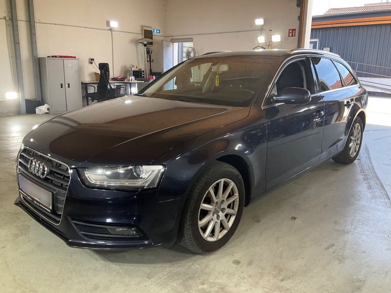 Audi A4 2.0 TDI Ambiente 2013 – снимка 1
