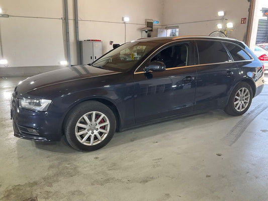 Audi A4 2.0 TDI Ambiente 2013 – снимка 2