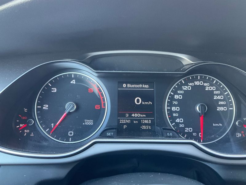 Audi A4 2.0 TDI Ambiente 2013 – снимка 18